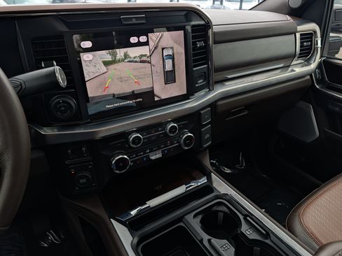 Used 2025 Ford F250 King Ranch w/ Chrome Package AWD/4WD image 58