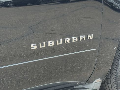 Used 2015 Chevrolet Suburban LTZ AWD/4WD image 11