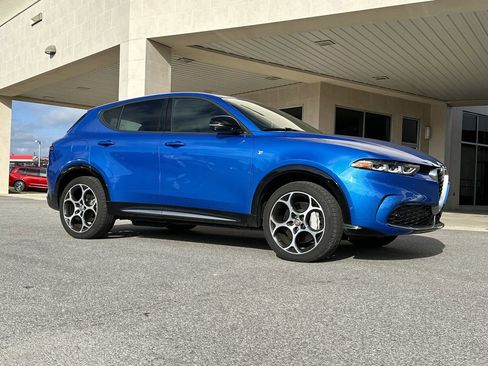 Used 2024 Alfa Romeo Tonale Ti w/ Active Assist Package image 9