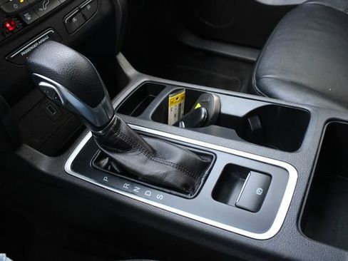 Used 2019 Ford Escape SE AWD/4WD image 18