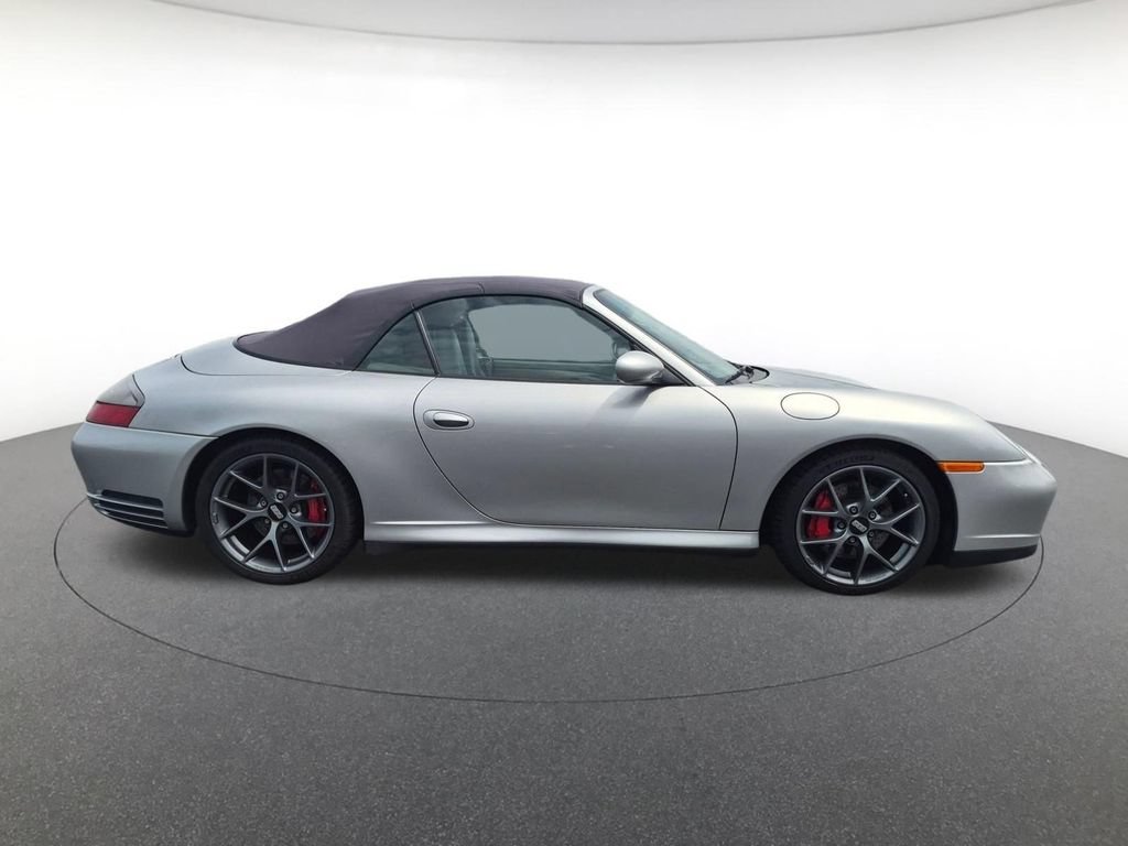 Used 2004 Porsche 911 Carrera RWD image 5