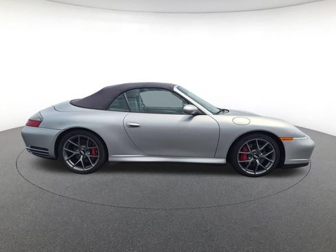 Used 2004 Porsche 911 Carrera RWD image 5