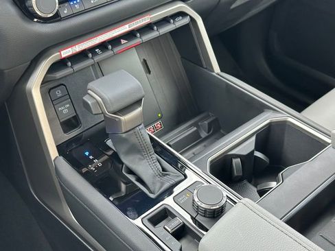 Used 2026 Toyota Tundra Limited w/ Power Package image 19