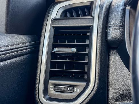 Used 2020 RAM 1500 Laramie w/ Off Road Group AWD/4WD image 49
