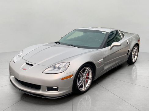 Used 2008 Chevrolet Corvette Z06 w/ Preferred Equipment Group RWD image 5