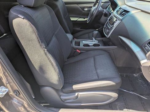 Used 2016 Nissan Altima 2.5 SV FWD image 19