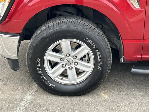 Used 2021 Ford F150 XLT image 11