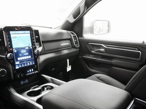 New 2026 RAM 1500 Big Horn AWD/4WD image 17