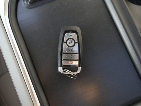 Used 2025 Ford Expedition Active RWD image 56