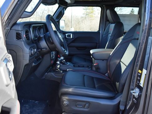 New 2026 Jeep Gladiator Rubicon AWD/4WD image 13
