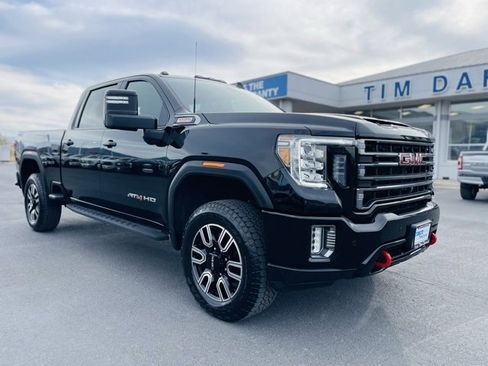 Used 2022 GMC Sierra 2500 AT4 w/ AT4 Preferred Package image 3