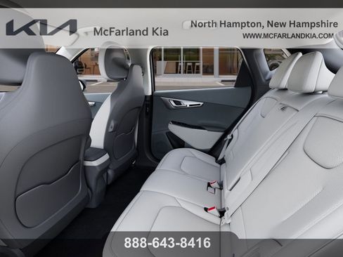 New 2025 Kia EV6 Wind image 19