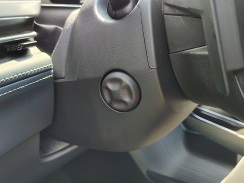 New 2025 Cadillac Escalade IQ Luxury 2 image 21