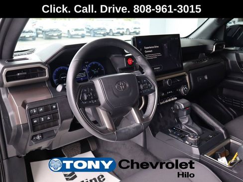 Used 2024 Toyota Tacoma TRD Sport AWD/4WD image 9