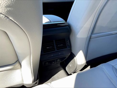 New 2026 Land Rover Range Rover Evoque S image 16