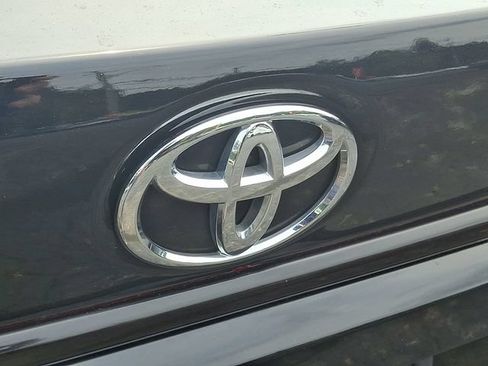 Used 2024 Toyota Corolla LE FWD image 29