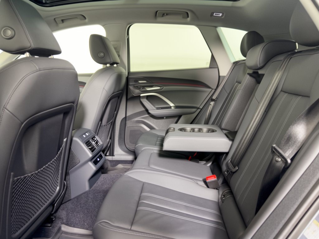 New 2026 Audi Q5 Premium Plus AWD/4WD image 25