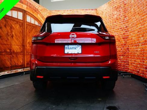 Certified 2025 Nissan Rogue S AWD/4WD image 6