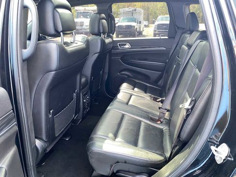 Used 2021 Jeep Grand Cherokee Limited w/ Luxury Group II image 12