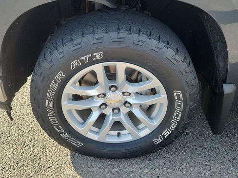 Used 2019 Chevrolet Silverado 1500 LT w/ All-Star Edition AWD/4WD image 7
