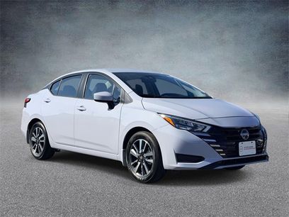 New 2025 Nissan Versa SV w/ Trunk Package