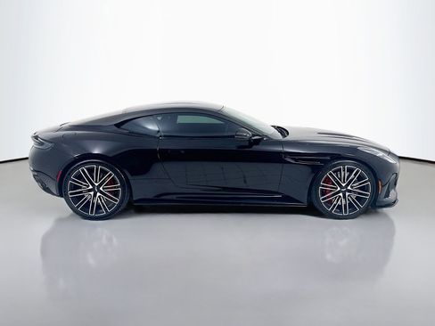 Used 2024 Aston Martin DB12 Coupe RWD image 8