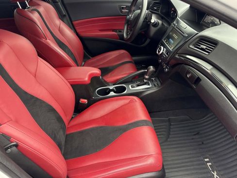 Used 2019 Acura ILX w/ Premium & A-SPEC Package image 22