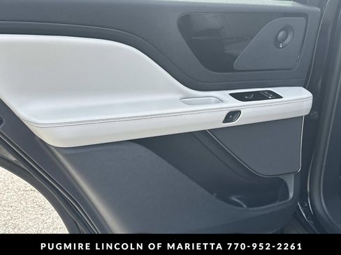 New 2026 Lincoln Aviator Reserve RWD image 22