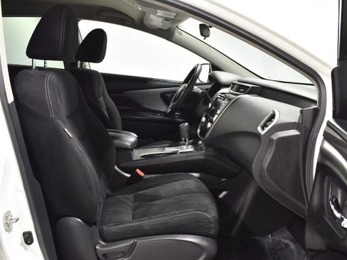 Used 2020 Nissan Murano S w/ Technology Package image 31