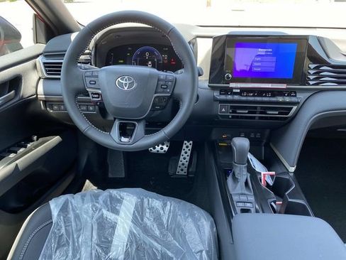 New 2026 Toyota Camry Hybrid AWD/4WD image 6