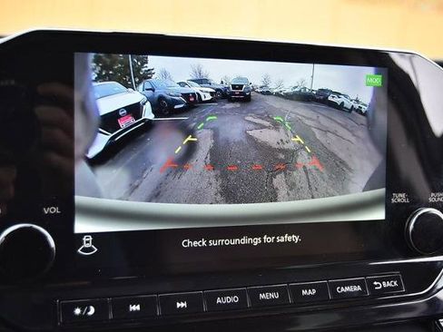 Certified 2024 Nissan Pathfinder Platinum w/ Cargo Package image 16