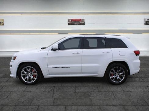 Used 2015 Jeep Grand Cherokee SRT w/ Luxury Group II AWD/4WD image 5