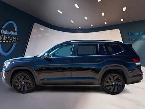 New 2026 Volkswagen Atlas SE image 7