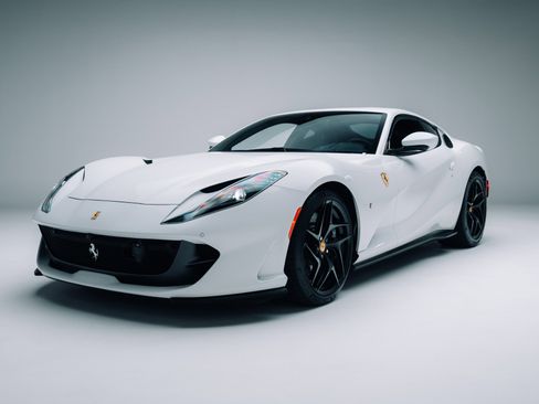 Used 2019 Ferrari 812 Superfast image 6