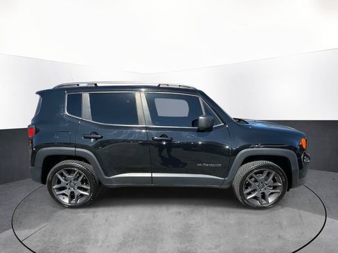 Used 2021 Jeep Renegade Latitude AWD/4WD image 8