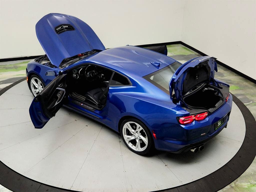 Used 2019 Chevrolet Camaro SS RWD image 40