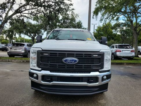 Used 2024 Ford F250 XL w/ XL Chrome Package AWD/4WD image 2