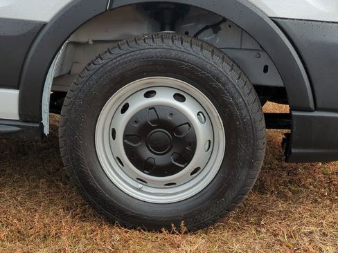 New 2026 Ford Transit 250 148 Medium Roof RWD image 11