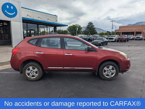 Used 2014 Nissan Rogue S FWD image 2