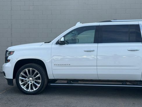 Used 2019 Chevrolet Suburban Premier w/ Premier Plus Edition AWD/4WD image 3