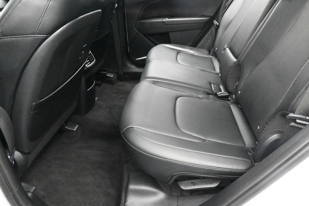Used 2026 Kia Sportage EX FWD image 35