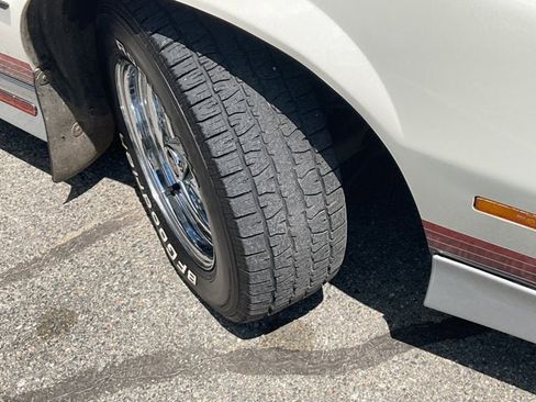 Used 1987 Chevrolet Camaro Z28 RWD image 31