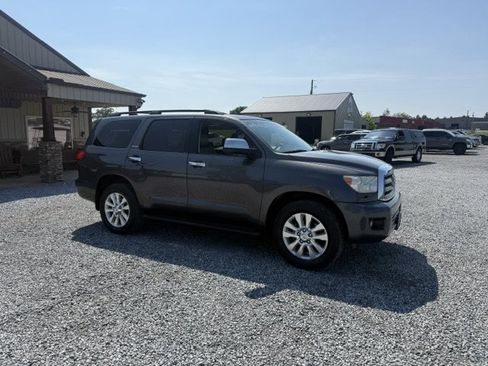 Used 2015 Toyota Sequoia Platinum RWD image 2