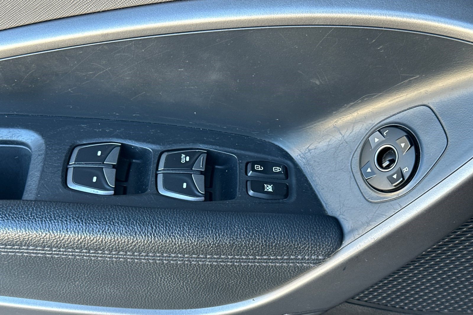 Used 2014 Hyundai Santa Fe Sport AWD/4WD image 14