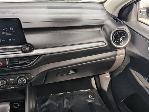 Used 2023 Kia Forte LXS image 15