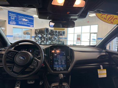 Used 2025 Subaru Crosstrek 2.5i Sport AWD/4WD image 9