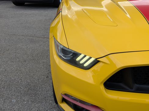 Used 2015 Ford Mustang GT Premium w/ Equipment Group 401A RWD image 10