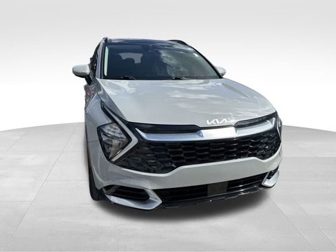 Certified 2023 Kia Sportage SX image 3