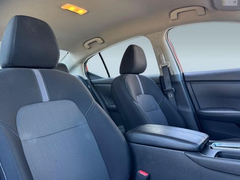 Used 2024 Nissan Sentra SV FWD image 30