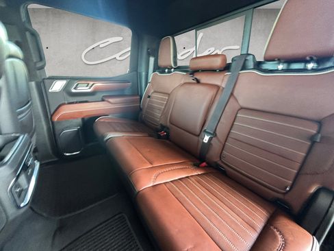 Used 2024 GMC Sierra 1500 Denali Ultimate image 27